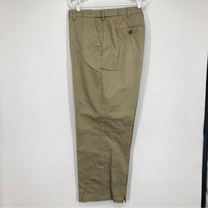Crow & Barrow Classic fit Men’s Khaki Pants Cotton High Rise 13 in Size 42 X 30